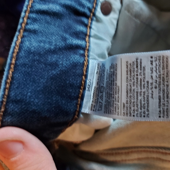 Old navy slim jeans - Picture 4 of 4